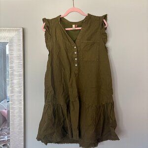 Cute and flattering green dress/tunic